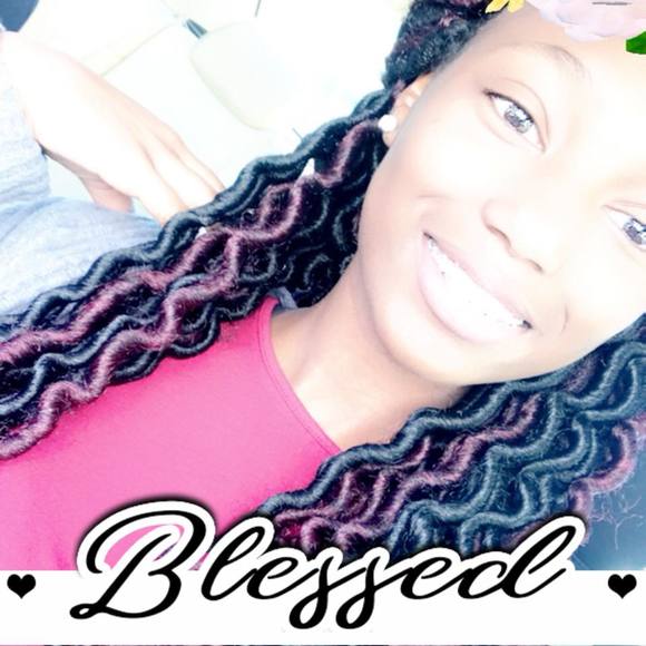 Meet your Posher, Lakenya - Picture 1 of 1